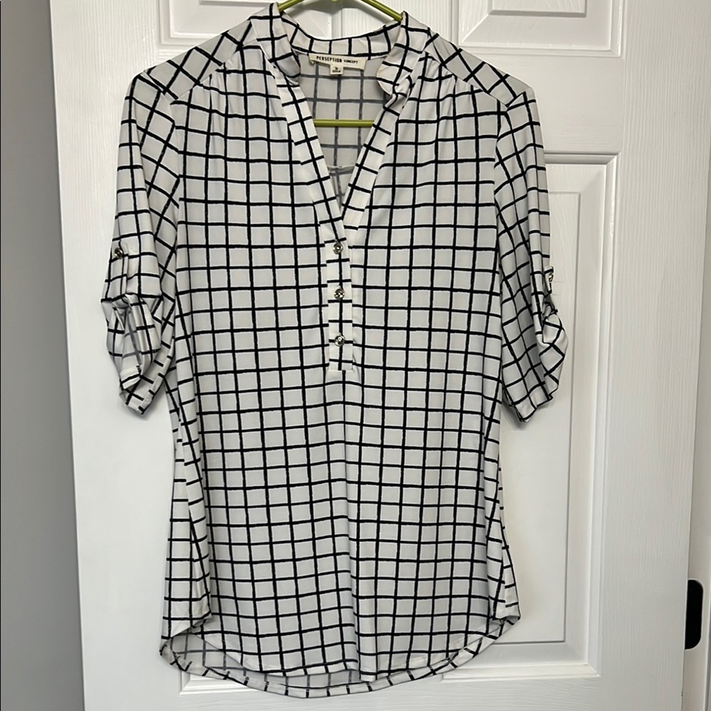 PerSeption Concept Black and White 3/4 Sleeve Button Down Shirt